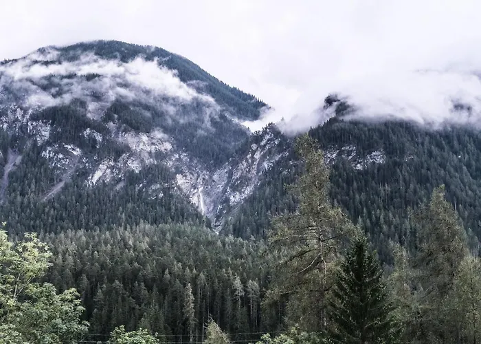 Tgiasa Smit By Interhome